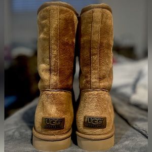 UGG boots, Size 7, Beige/Tan color